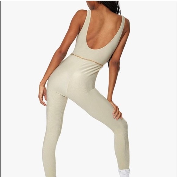 NEW WeWoreWhat Women's Size XS Khaki Ribbed Scoop Neck Jumpsuit - Picture 2 of 8